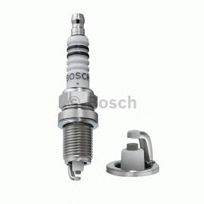 Genuine Bosch Spark Plug Fr7Lcx+ fits Honda CR-V - 2.0 - 01-07 0242236542