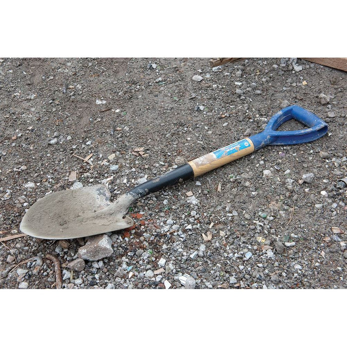 Silverline Wooden Round Head Micro Shovel 700mm