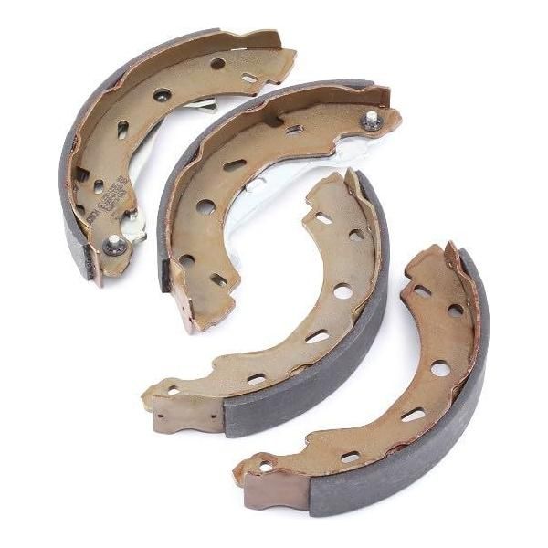 Genuine Bosch Brake Shoe Bs840 fits Smart City Coupe - 0.7 - 00-03 0986487600