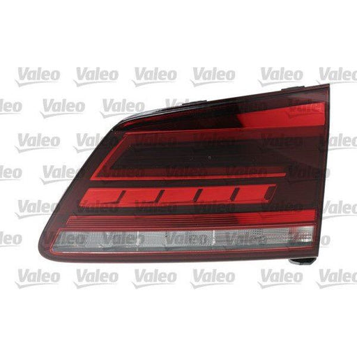 Valeo Signal Lamp Offside Driver Side 047221 Rear Right fits Volkswagen Sportsvan Valeo  - Dynamic Drive