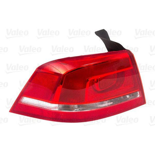 Genuine Valeo fits RLeft VW Passat B7 2010/11 Wing Left Lhd/Rhd Valeo  - Dynamic Drive