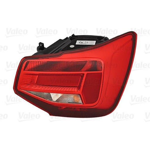 Genuine Valeo fits Rearlamp Audi Q2 2016/07 R Rhd Valeo  - Dynamic Drive