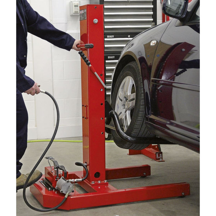 Sealey Vehicle Lift 1.5 Tonne Air/Hydraulic with Foot Pedal AVR1500FP Sealey  - Dynamic Drive