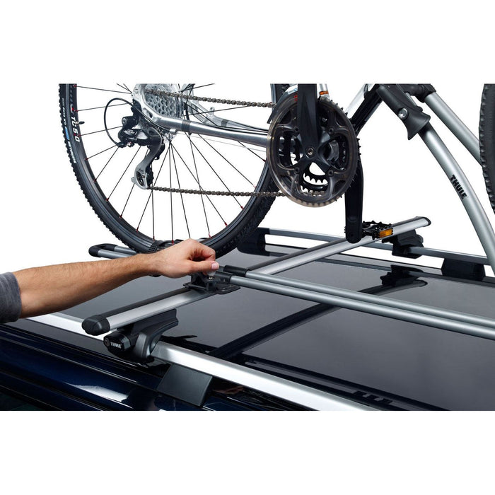 Thule FreeRide 532 Roof Top Bike Rack Aluminium Roof Mounted Cycle Carrier Thule  - Dynamic Drive