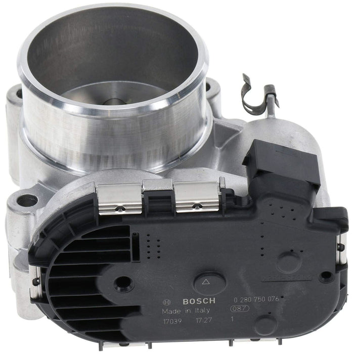 Bosch Throttle Body fits Mercedes-Benz C C180 Kompressor - 1.8 - 02-07 028075007