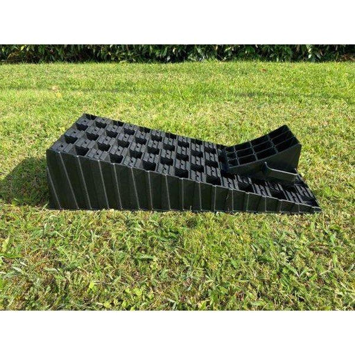 Milenco Wedge Level and Chock Set UK Camping And Leisure